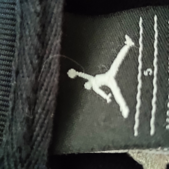 Bundle of 3 Jordan, Adidas, Nike boys zipper jackets size 4-5 - Picture 4 of 13